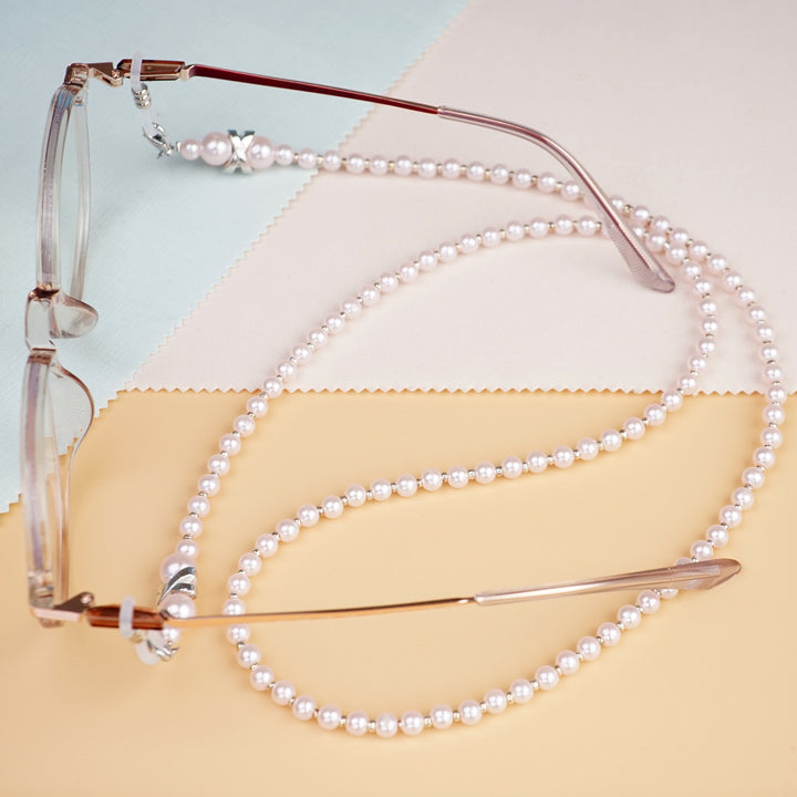 Elegant Faux Pearl Eyewear Chain Stornfield