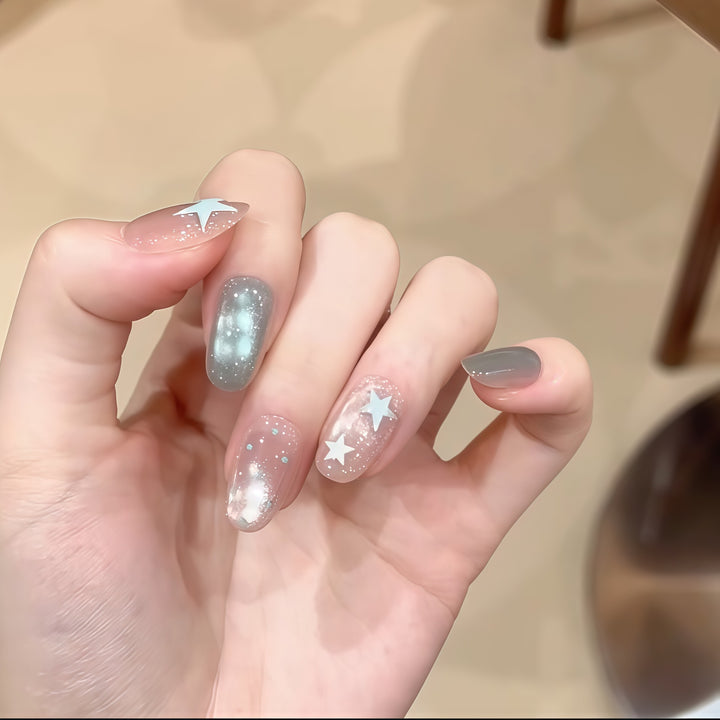 Nail design with galaxy effects Stornfield