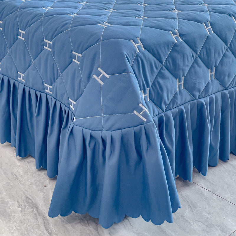 Stylish Quilted Bedspread Set