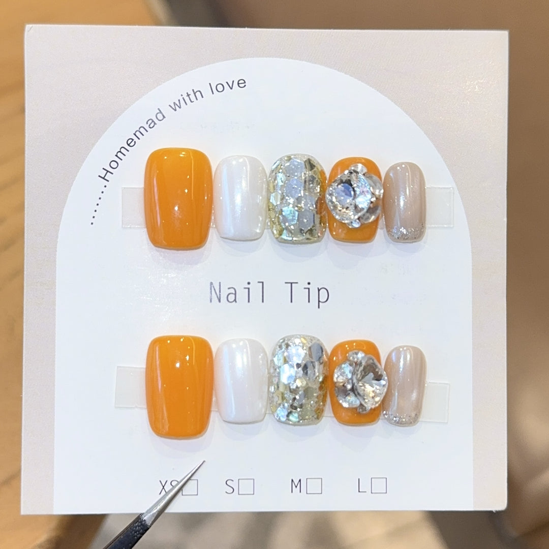 Nail Art Set with Sparkling Accents and Creative Designs Stornfield