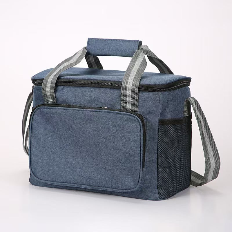 Cooling and transport bag with insulating inner lining Stornfield