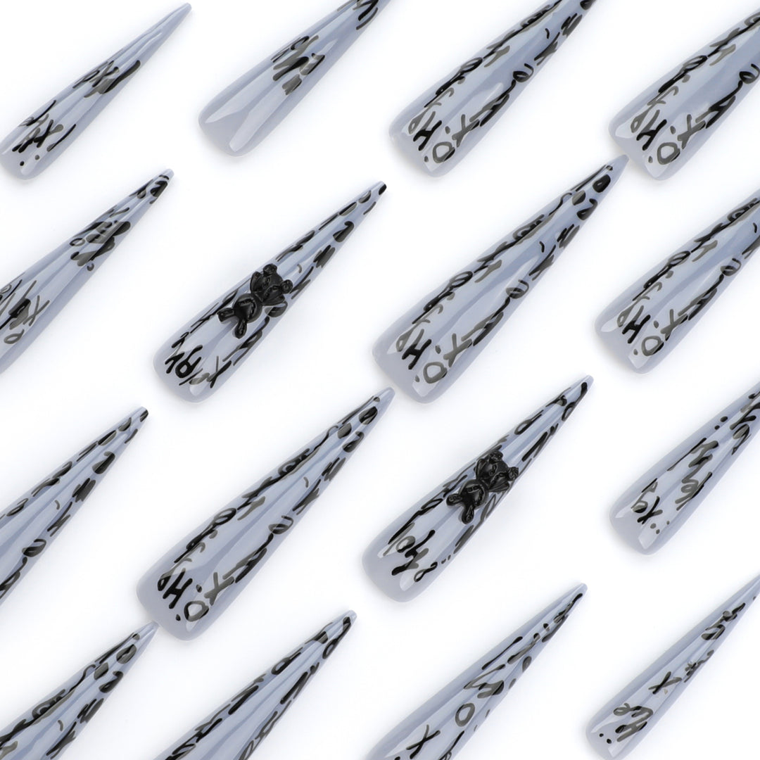 Glamorous long lace nails Stornfield