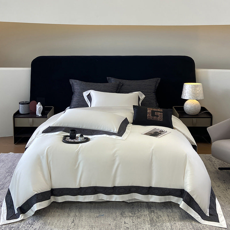 Elegant cotton satin bed set with jacquard-woven contrast border