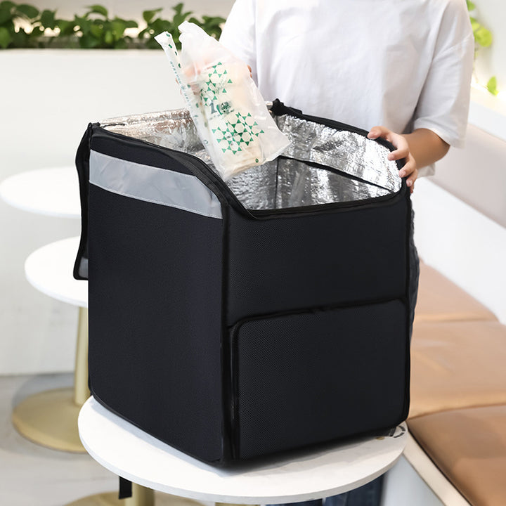 Unisex cooler bag with multiple compartments and padded carrying handle Stornfield