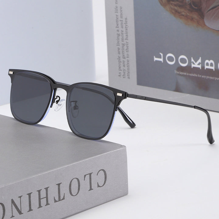 Women Trendy Square Sunglasses in Modern Design Stornfield