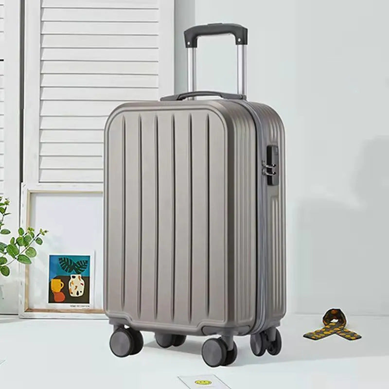 Versatile Rolling Luggage Set Stornfield