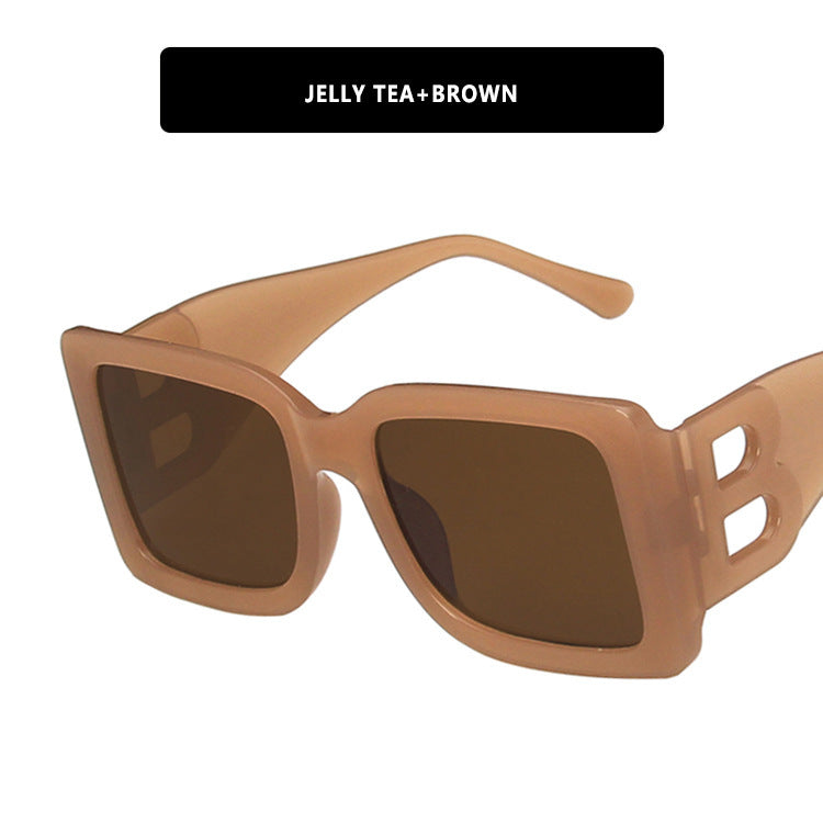 Ladies fashionable sunglasses in trendy leopard design Stornfield