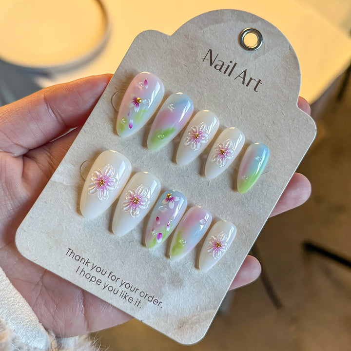 Floral-Accent Press-On Nail Collection Stornfield