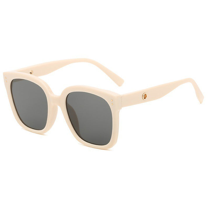 Ladies fashionable sunglasses in trendy design Stornfield