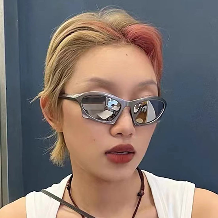 Women's modern and stylish sunglasses with attractive design Stornfield