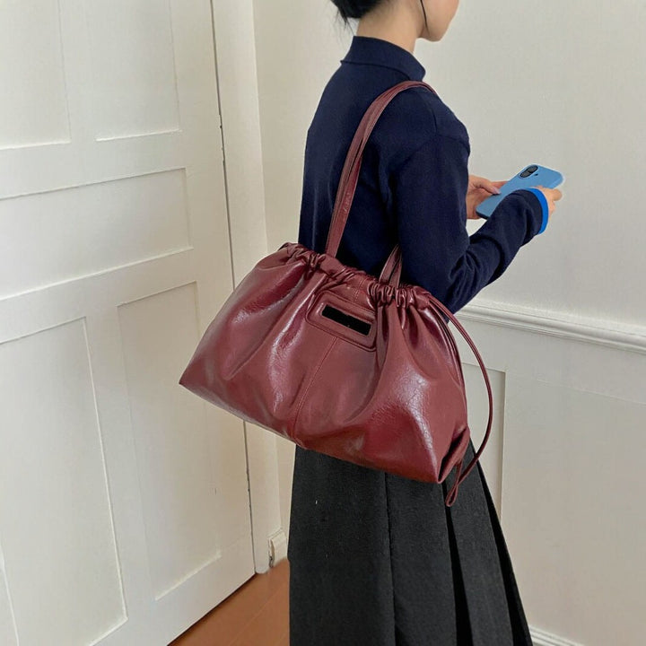 Elegant Ruched Leather Handbag