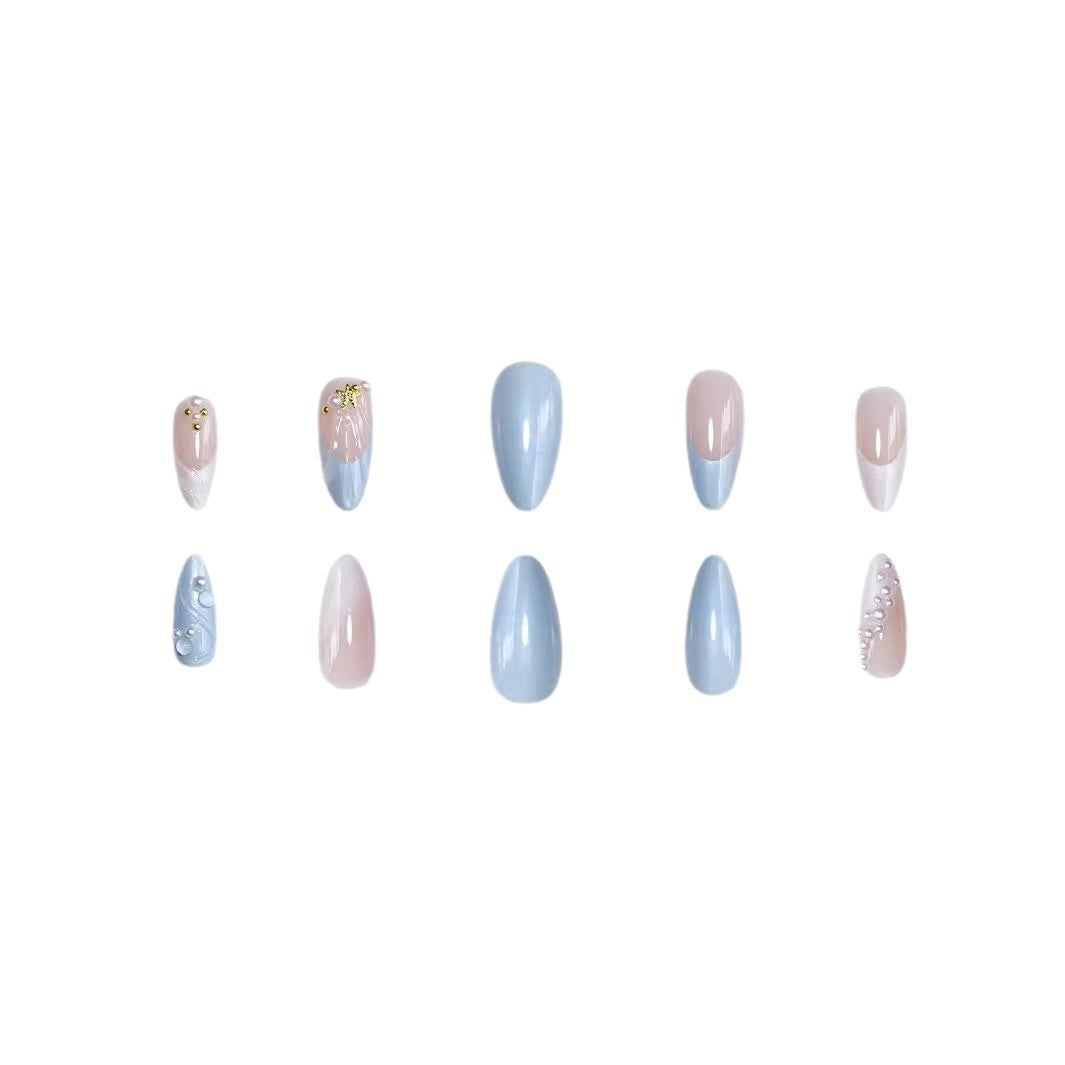 Artistic Marine-Inspired Nail Art Stornfield