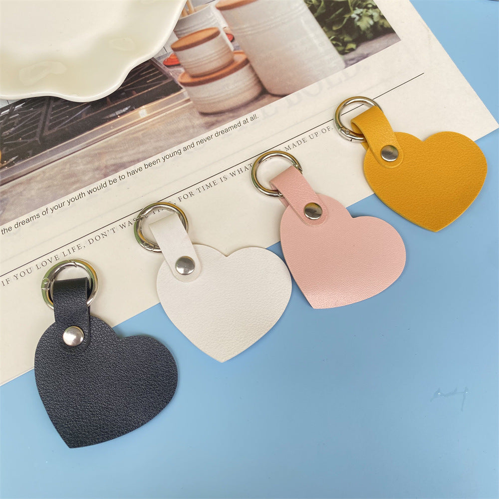 Premium Heart-Shaped Leather Keychain Stornfield