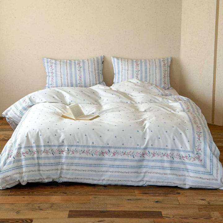 Reversible Cotton Percale Duvet Cover Set with Subtle Circular Print and Pillowcases