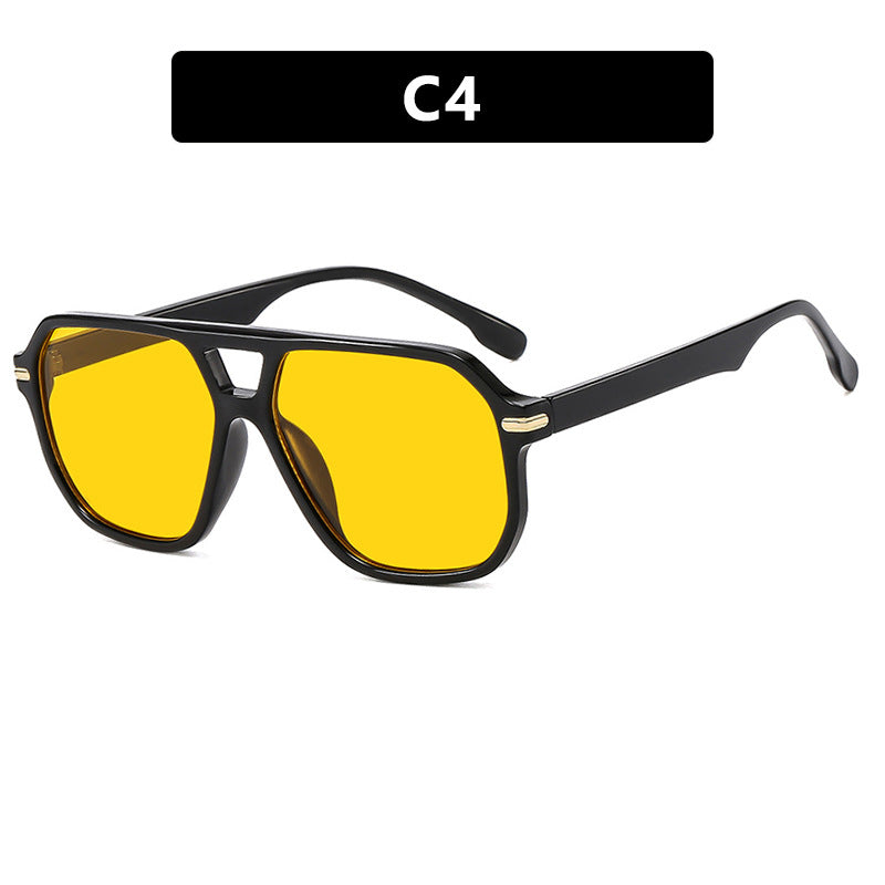 Women's fashionable sunglasses with square frame and eye-catching lenses Stornfield