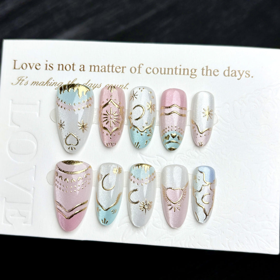 Elegant Decorative Press-On Nails Set