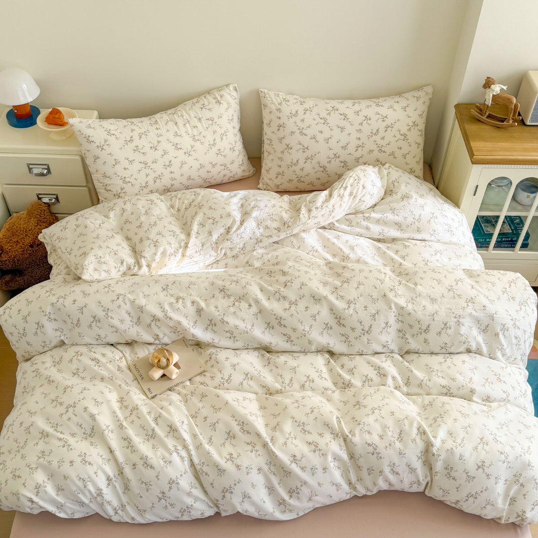 Soft Floral Patterned Duvet Cover Set