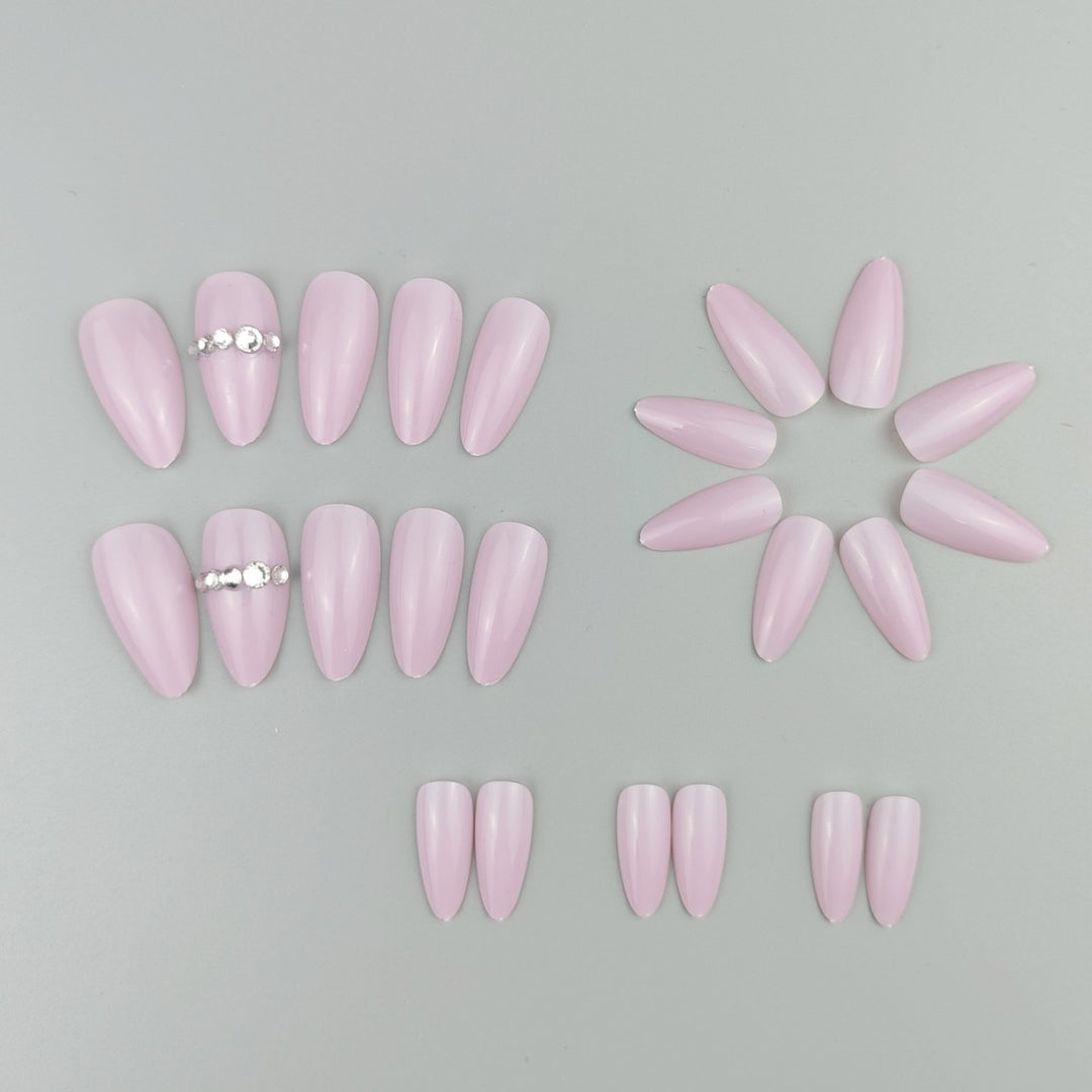 Elegant Almond-Shaped Nail Enhancements Stornfield 1789915615