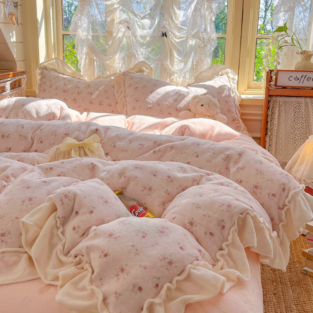 Soft Ruffled Floral Comforter Set
