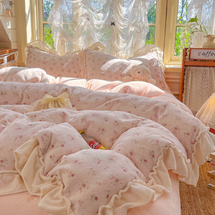 Soft Ruffled Floral Comforter Set