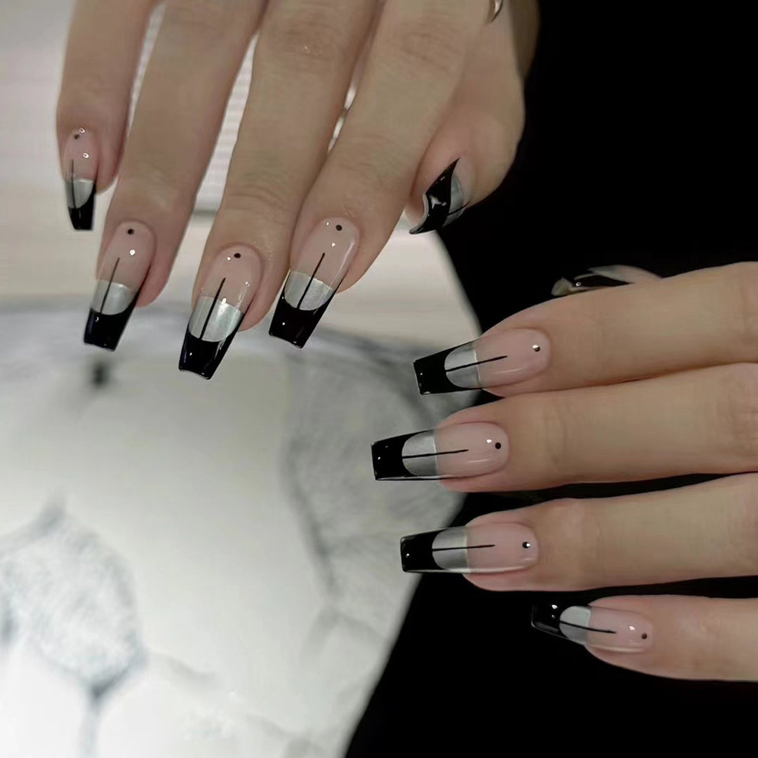 Trendy French Manicure Stornfield