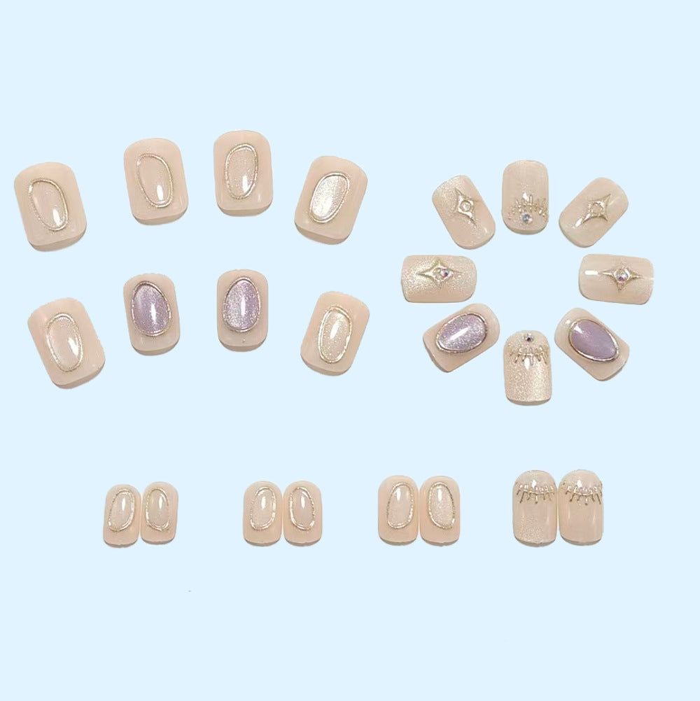 Decorative artificial nails with shimmering and glittering accents Stornfield