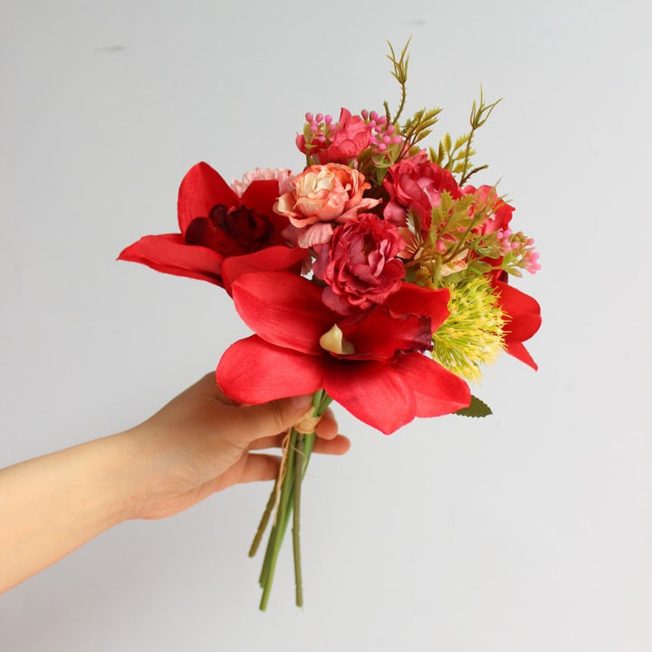 Elegant Floral Bridal Bouquet