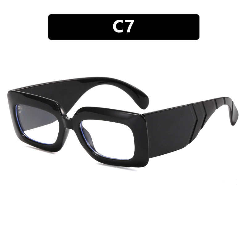 Women extravagant sunglasses with striking snake pattern Stornfield