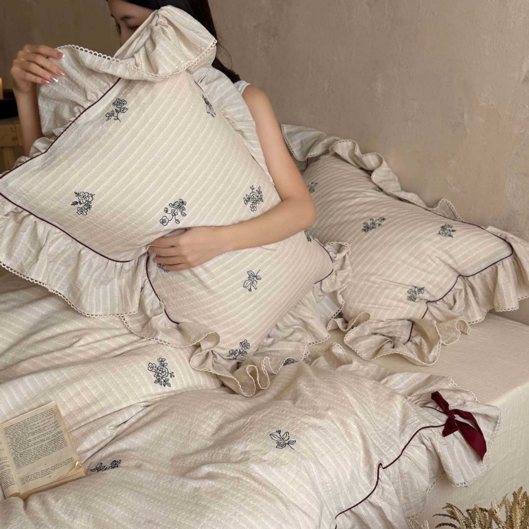 Ruffled Embroidered Cotton-Linen Duvet Cover Set with Pillow Shams and Decorative Bow Hem