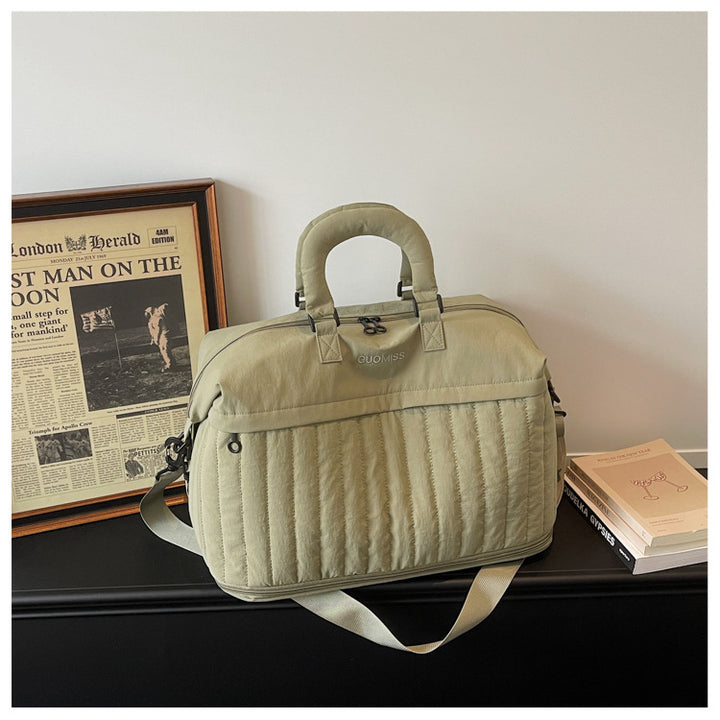 Functional travel bag with padded outer layer Stornfield