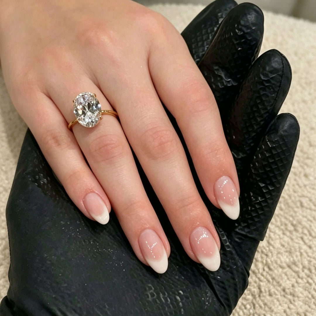 Elegant Press-On Nail Tips with Decorative Bow Stornfield