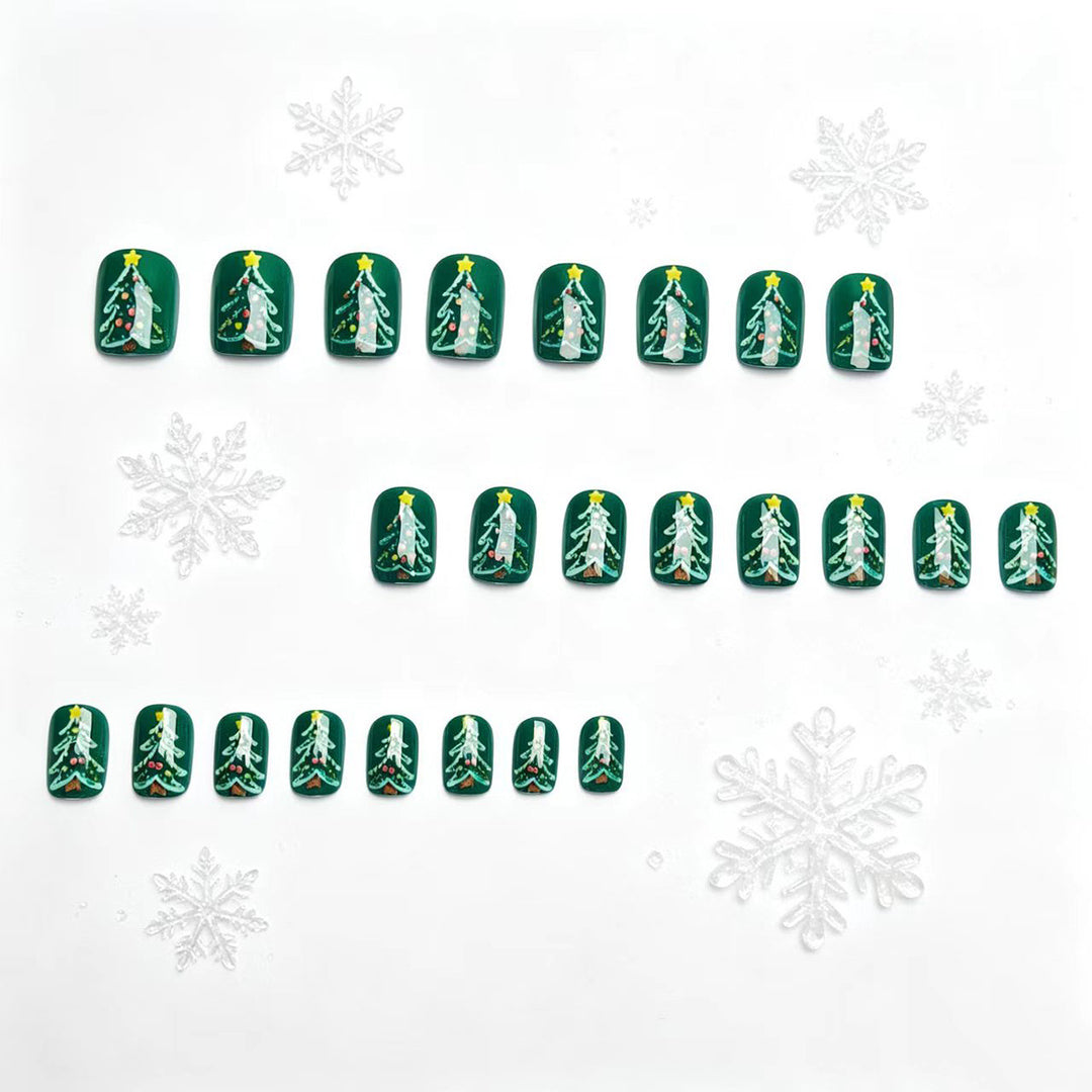 Festive artificial nails with Christmas tree design Stornfield