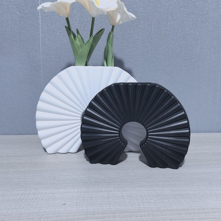 Decorative Fan-Shaped Stornfeild