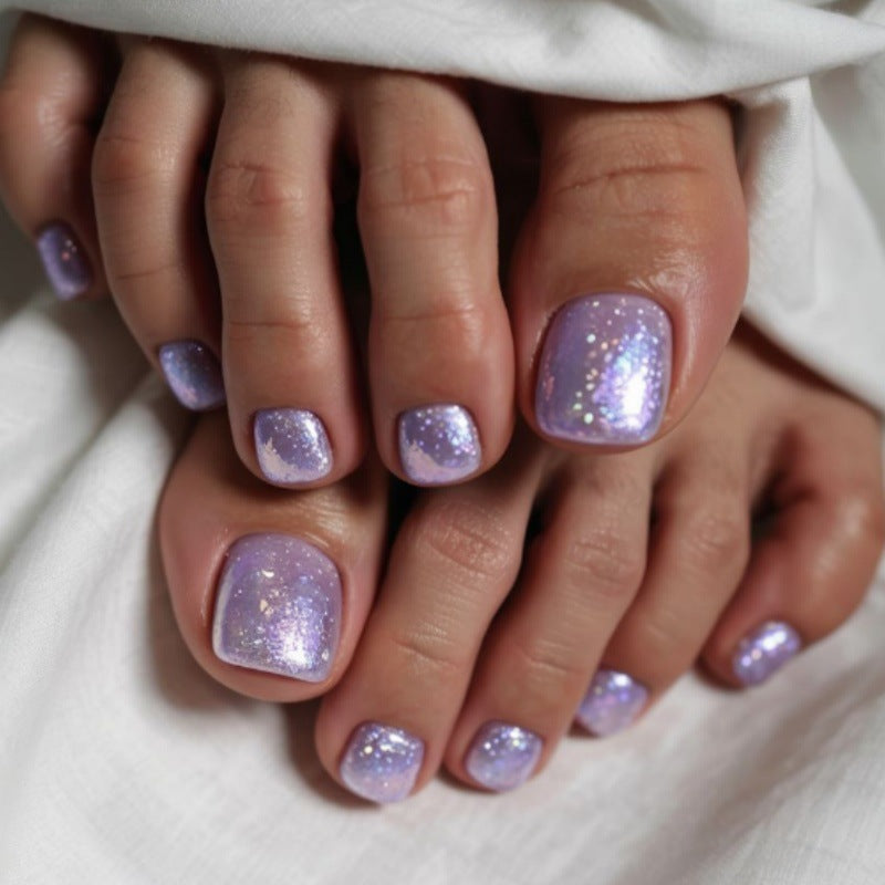 Glimmering Press-On Nail Set Stornfield