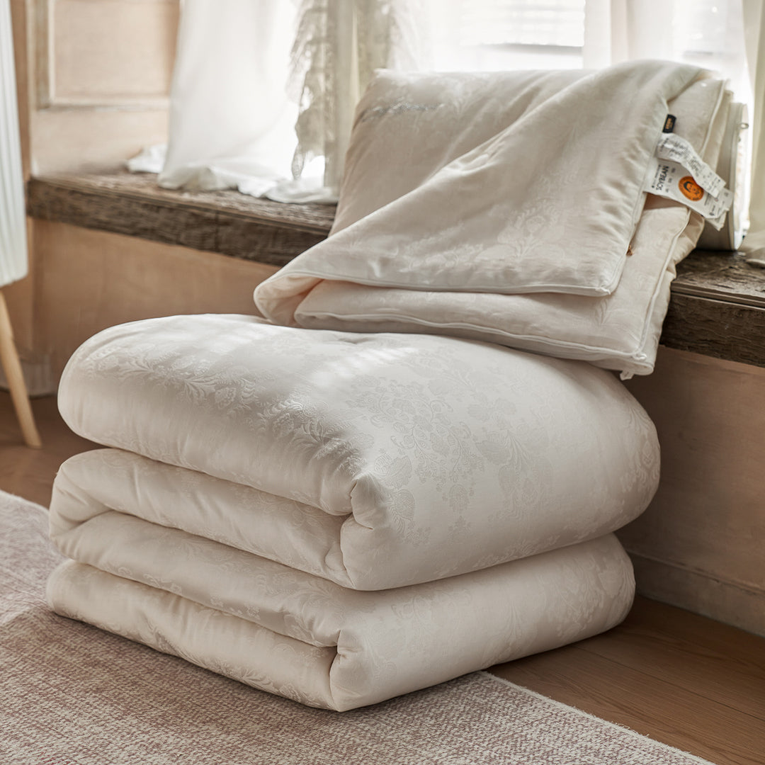 Luxury Jacquard Down Alternative Comforter Set