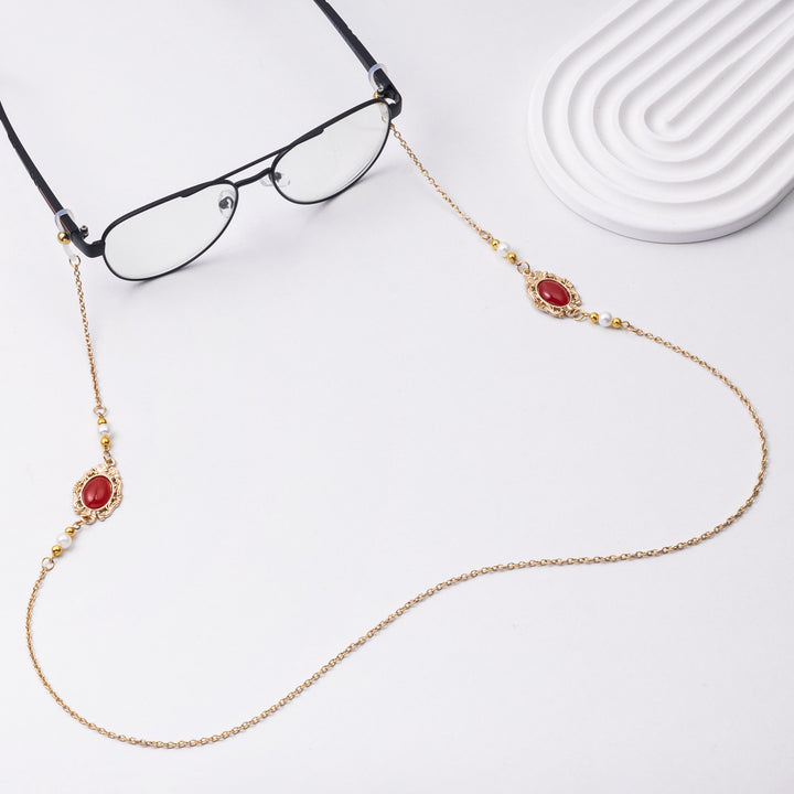 Elegant Beaded Eyewear Chain Stornfield