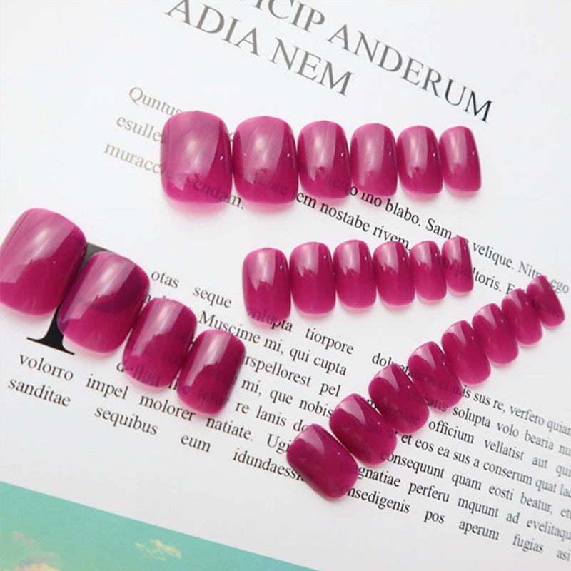Stylish Press-On Nail Set with Elegant Accents Stornfield