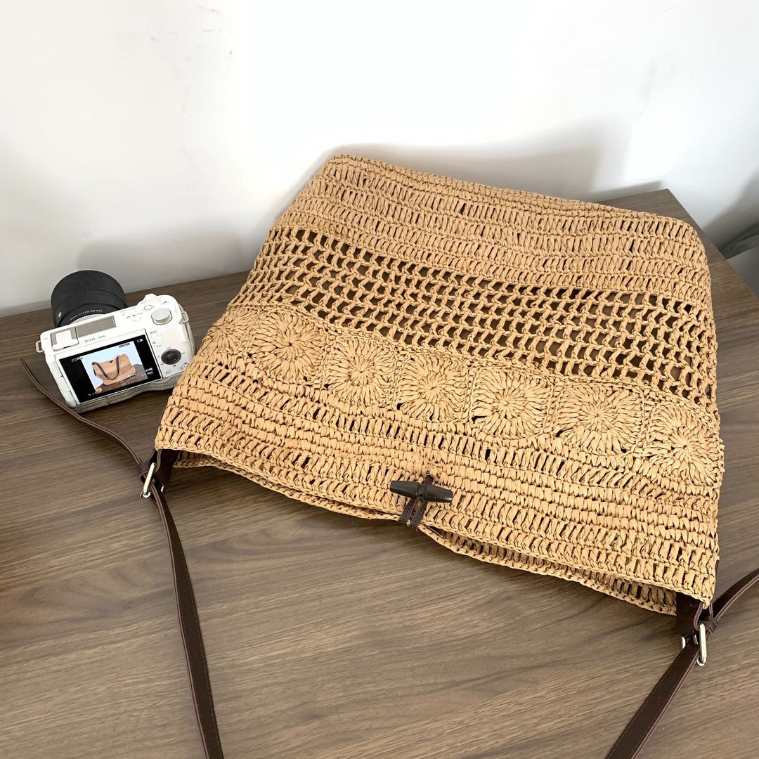 Braided handbag with sturdy leather straps Stornfield