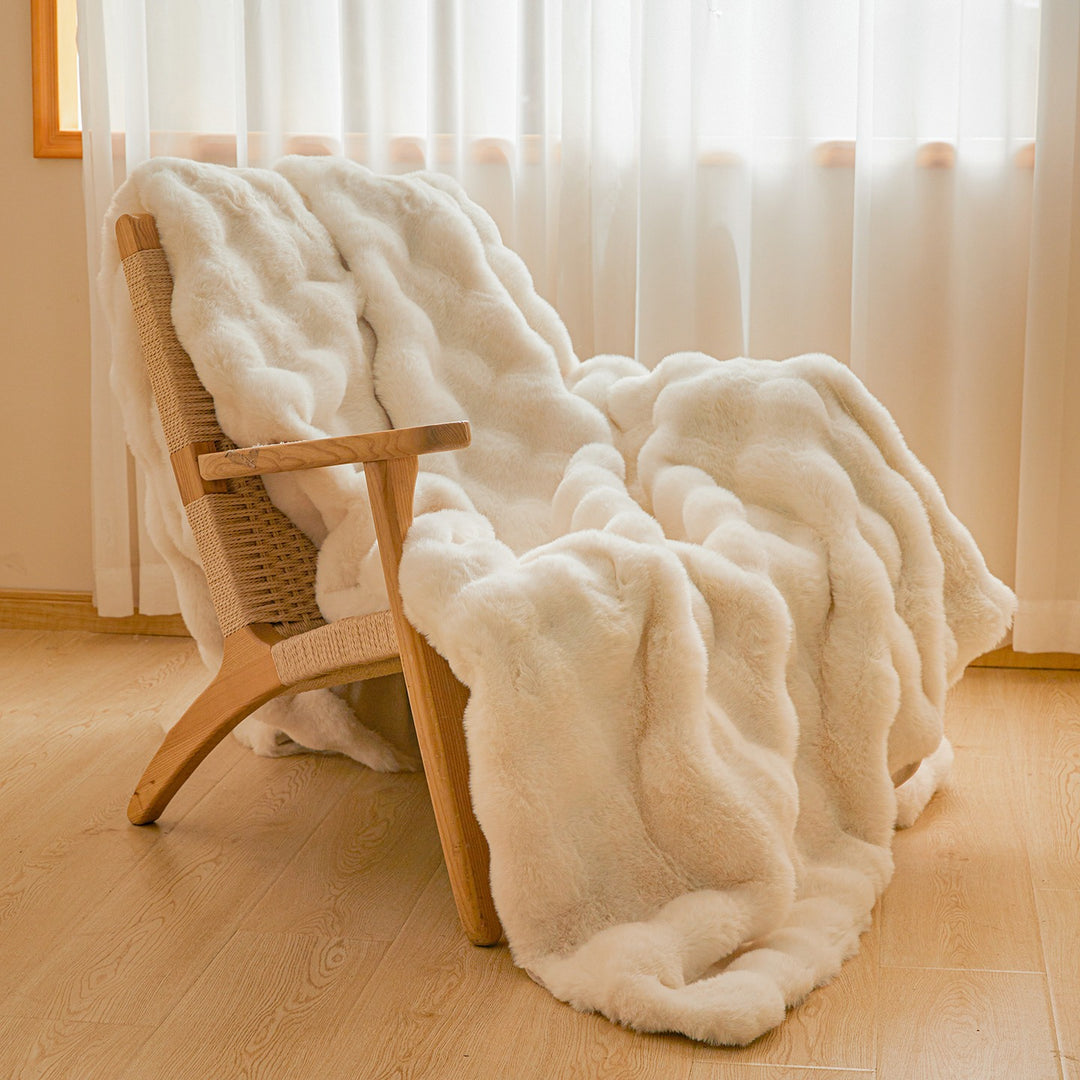 Luxurious Plush Throw Blanket