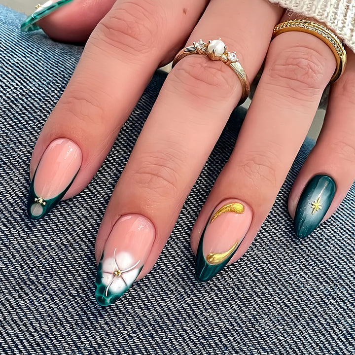 Elegant Abstract Floral Press-On Nail Extensions Stornfield