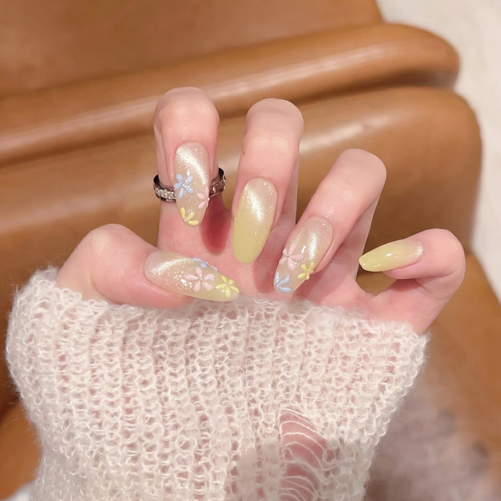 Stylish Press-On Nail Set with Floral Design Stornfield