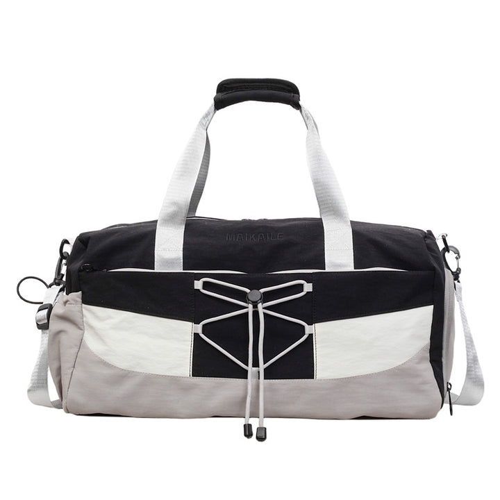 Versatile Multi-Pocket Weekender Duffel