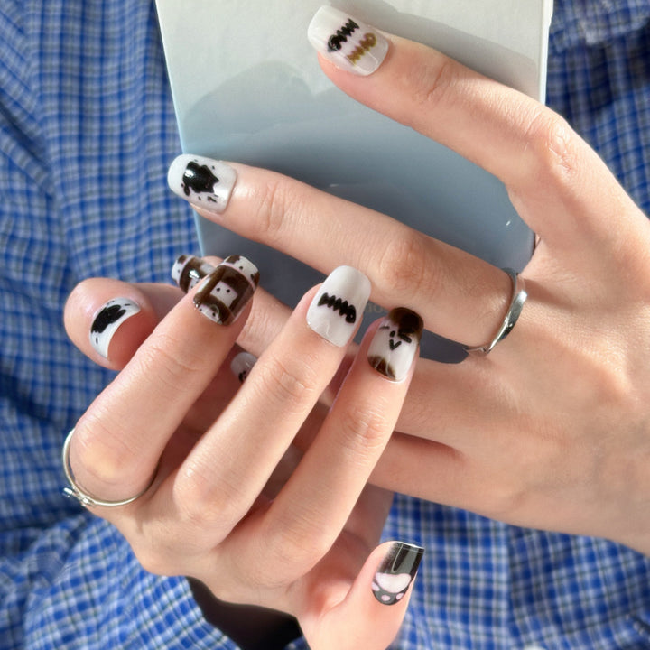 Artistic Floral and Minimalist Press-On Nails Stornfield