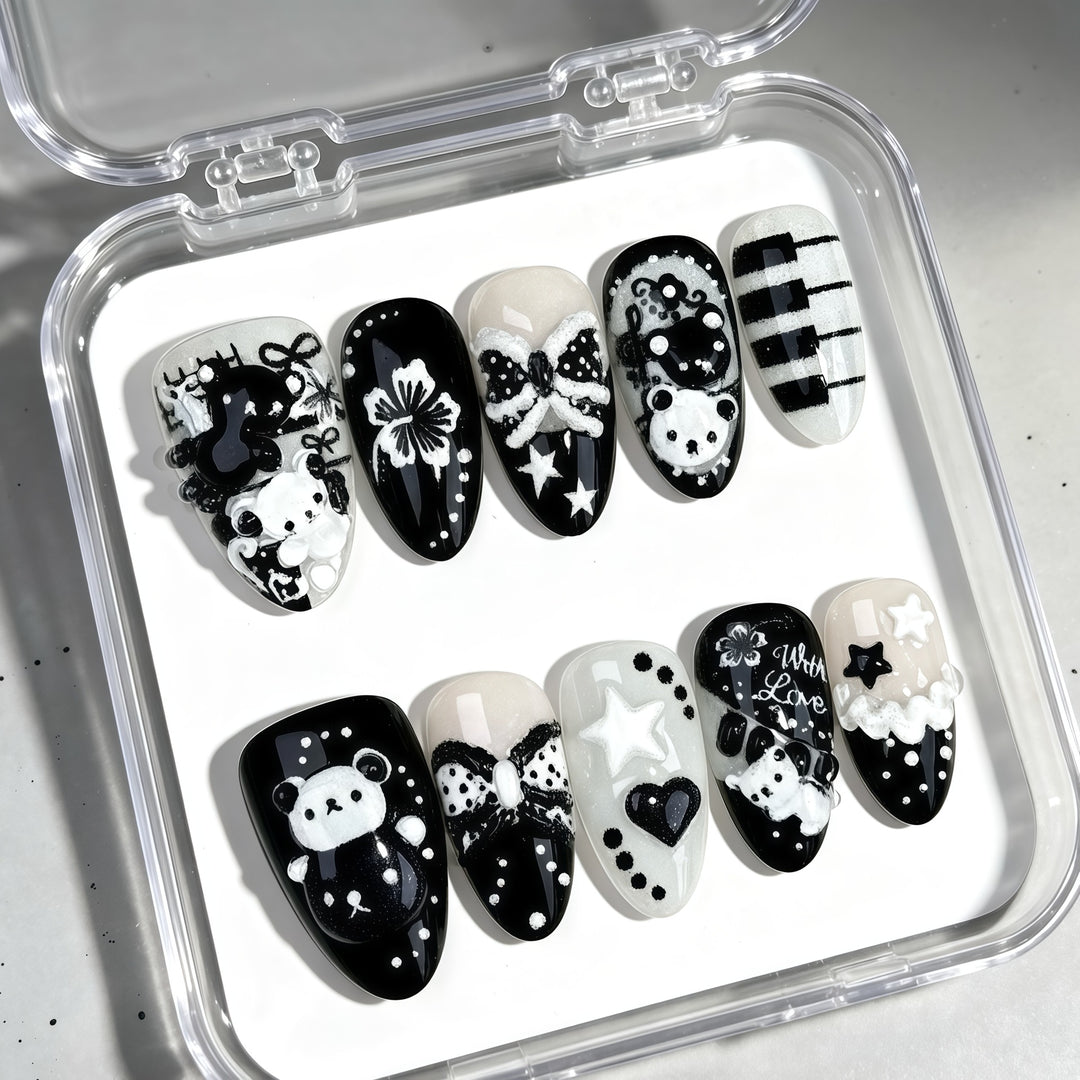 Artistic Press-On Nail Art Set with Creative Designs