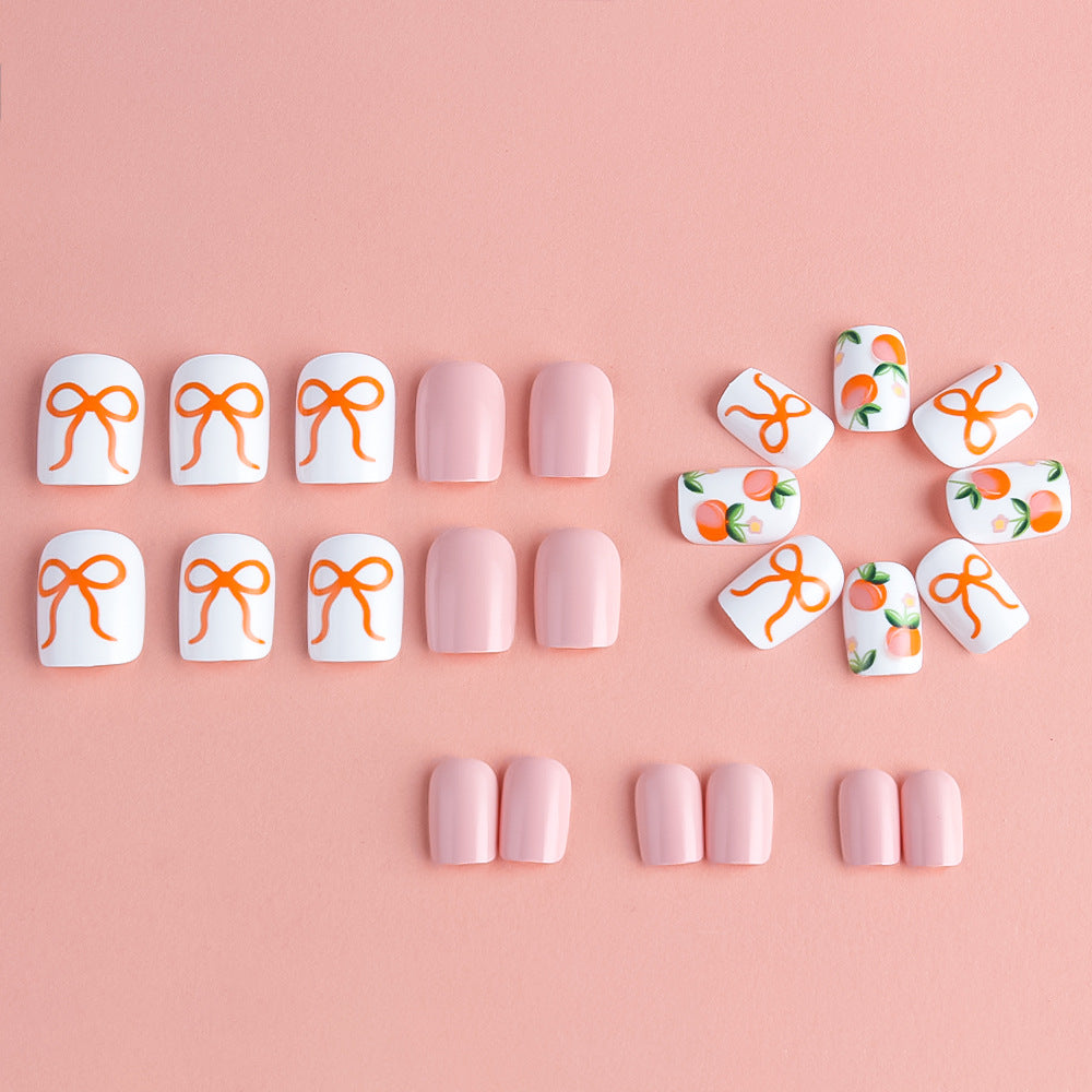 Artistic Themed Press-On Nail Set Stornfield