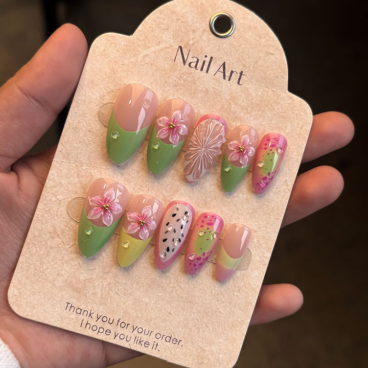 Artistic Floral-Patterned Press-On Nail Set Stornfield
