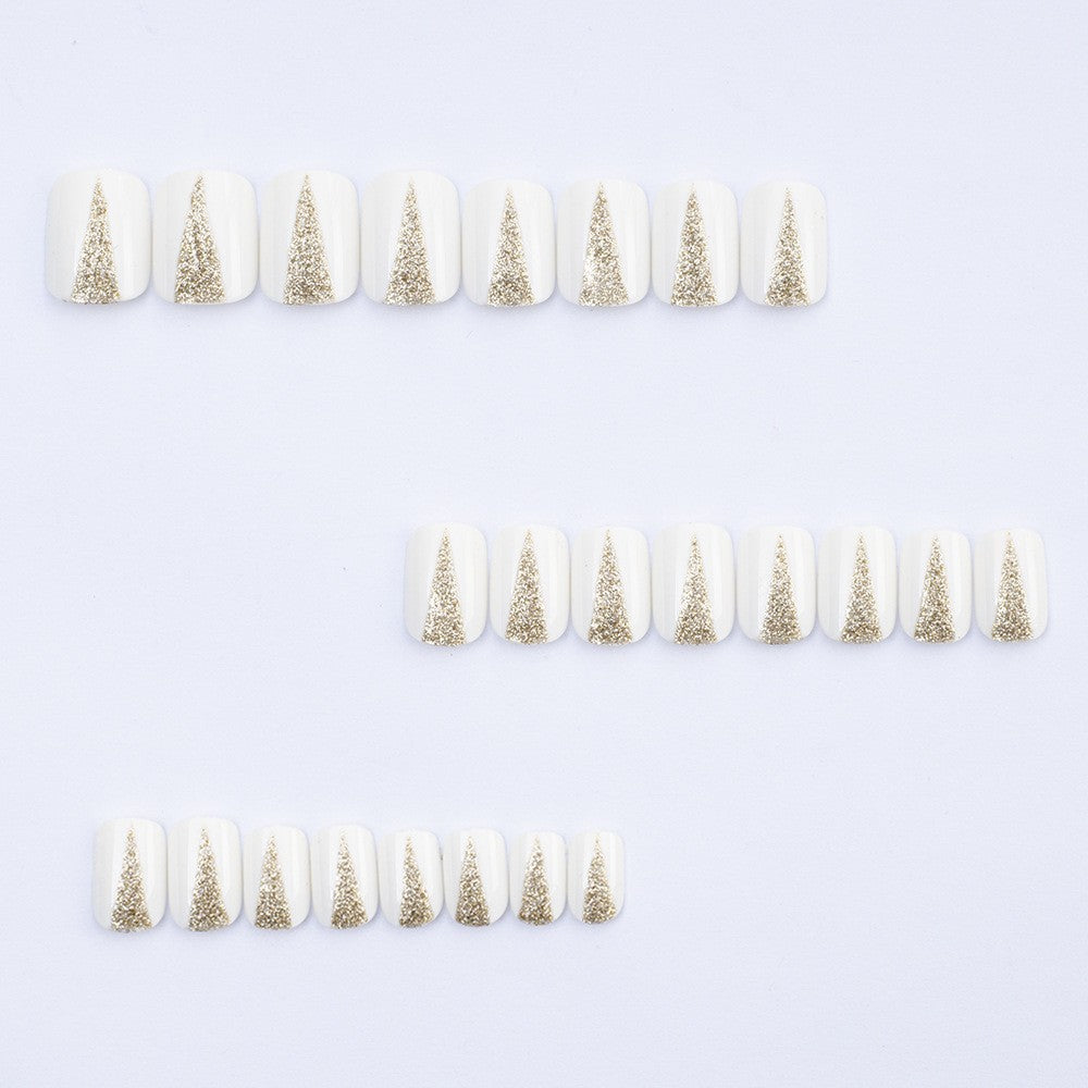 Glamorous artificial nails in elegant lace design Stornfield