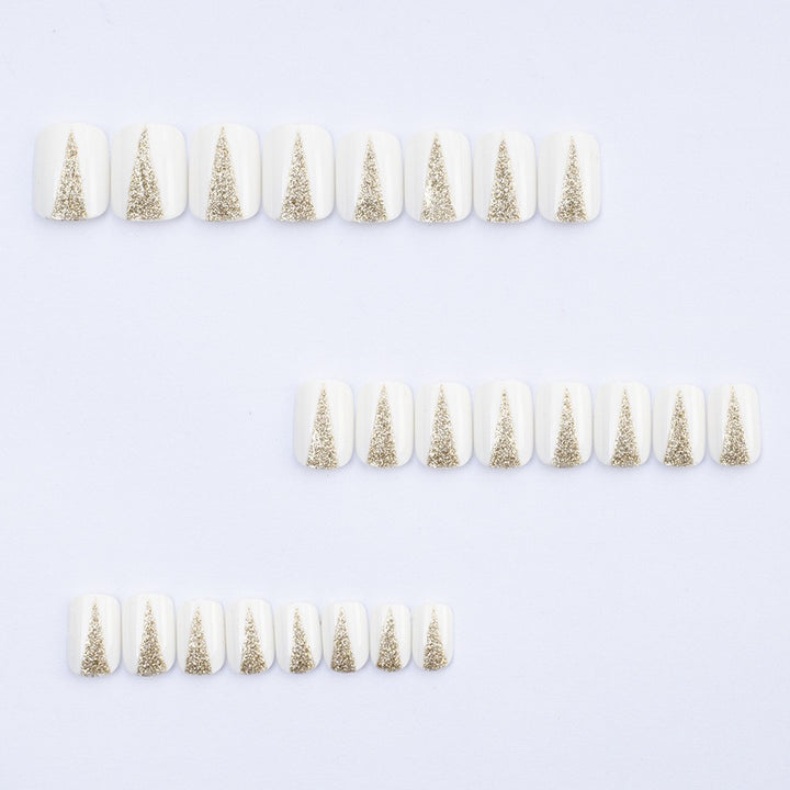 Glamorous artificial nails in elegant lace design Stornfield