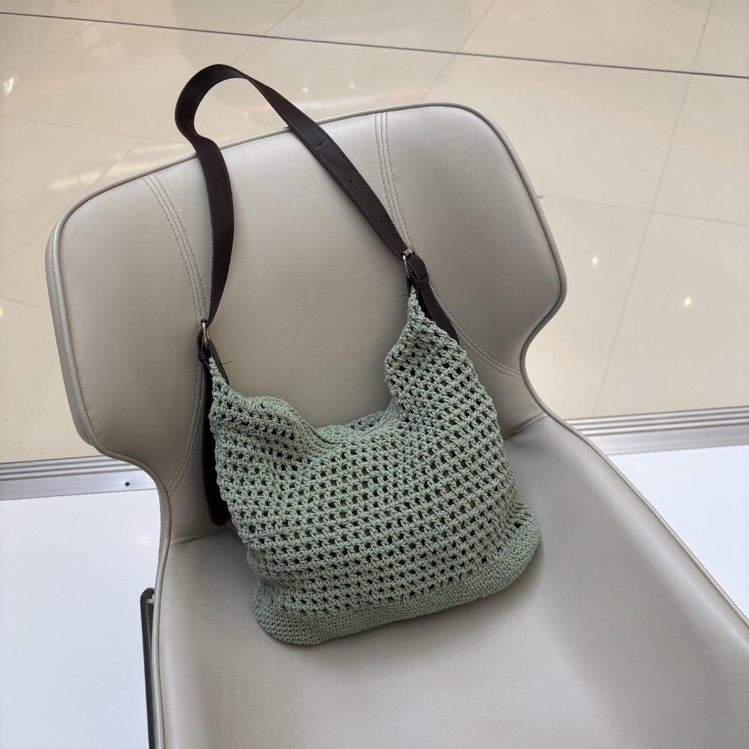 Hand-knotted strap bag Stornfield