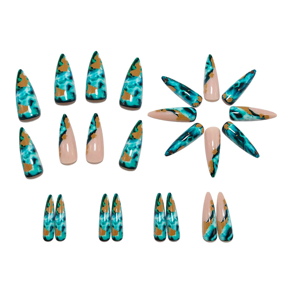 Artificial nails in luxurious marble and gold design Stornfield